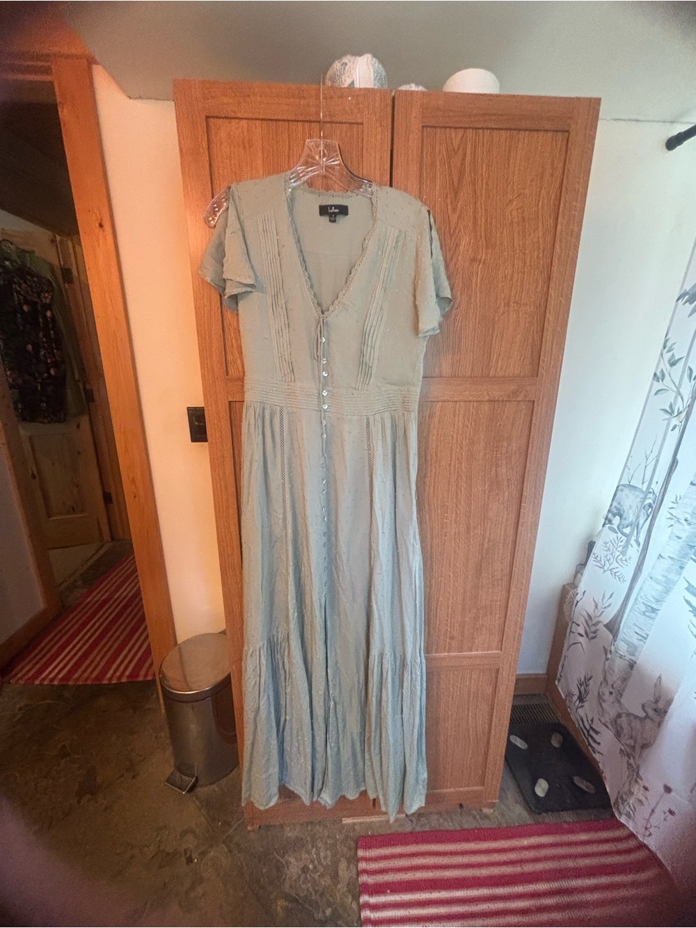 Sage Green Textured Button-Front Midi Dress - Picture 3 of 3